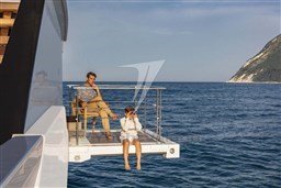 CustomLine106'Cruising_0007_39739