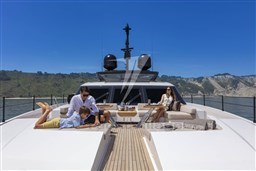 CustomLine106'Cruising_0008_39740