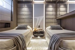 CustomLine106'PonteInferiore_0005_39758