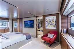 CustomLineNavetta33MainDeck_0007_28451