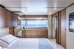 CustomLineNavetta33MainDeck_0008_28452