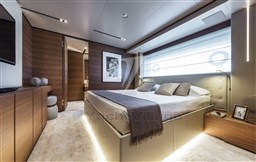 CustomLineNavetta33LowerDeck_0001_26068