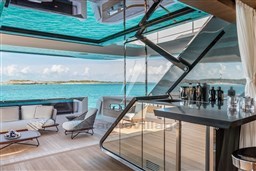 CustomLine120'MainDeck_0004_31863