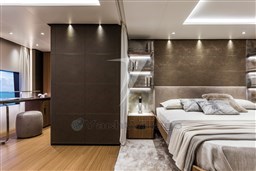 CustomLine120'MainDeck_0010_31870