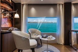 CustomLine120'MainDeck_0011_31871