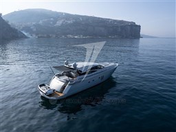 co2_luxury-charter_36