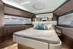 large_4083934