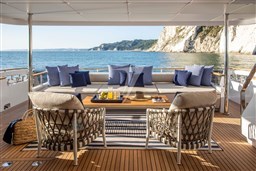 CustomLineNavetta30Ponteprincipale_0001_47856