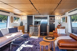 CustomLineNavetta30Pontesuperiore_0003_47874