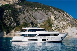 CustomLineNavetta30Cruising_0007_47933