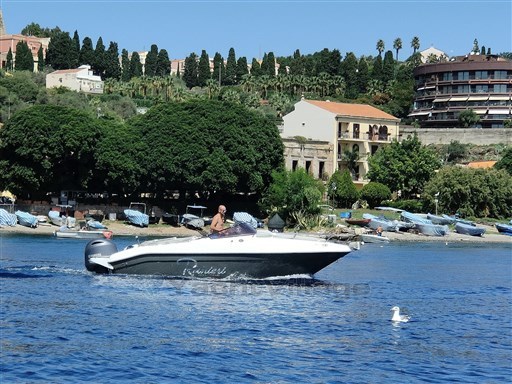 Ranieri Cantiere Midnight Sun 20