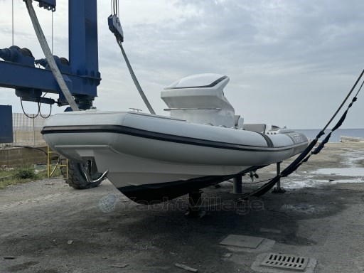 Pirelli Pzero 880 Sport