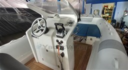 Pirelli Pzero 880 Sport (2011) - 783497 it_Pagina_09_Immagine_0001.jpg