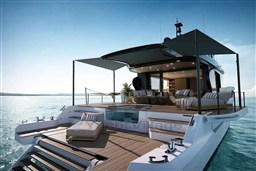 Azimut-Seadeck-9_fun-island_2 (1).jpg