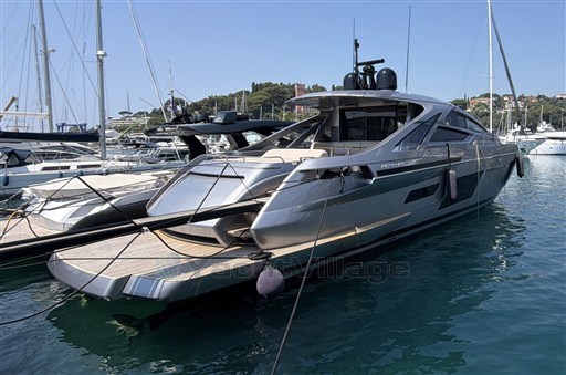 Pershing 7x