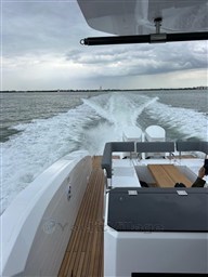 c8ba9b67-e331-46d8-aae6-4040c30a2d64