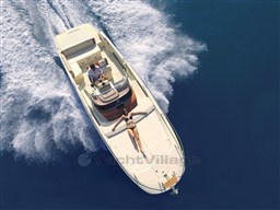 Invictus 280cxext2