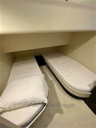 8CC1EDF8-4383-473A-89BC-9C0FADD0BB09