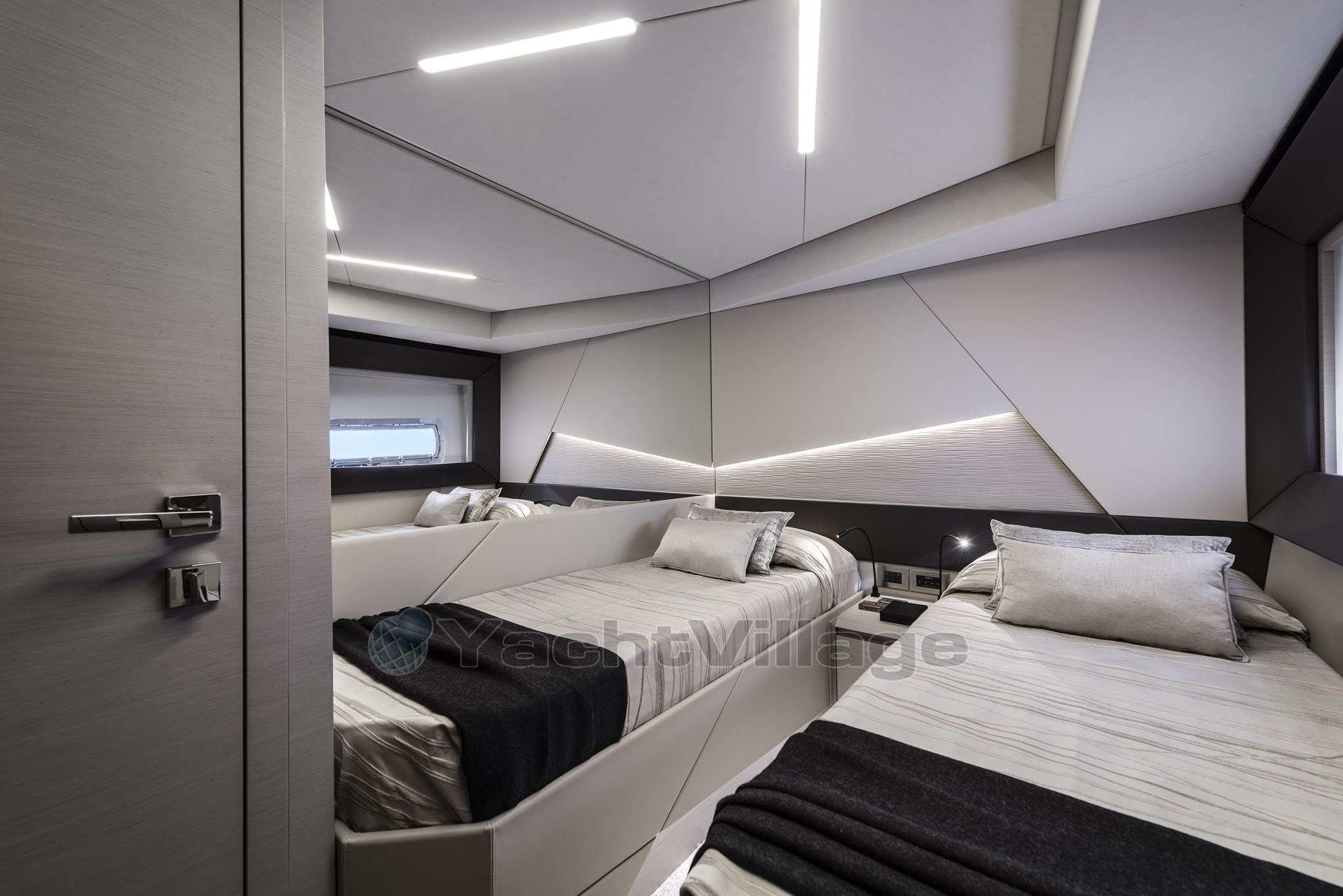 Pershing7XLowerDeck_0006_43049