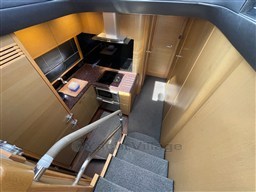 kitchen 2.jpg