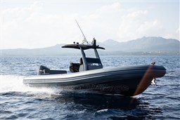 Medium-3T8A2674.jpg
