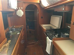 53 RAMBLER GALLEY IMG_5456