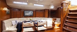 Callisto dining 2