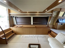ferretti-altura-690-8_1764610036034.jpg