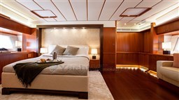 nautorswan-105-002-rs-selena-lmarinegroup (16)