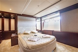 Akira One 0014 VIP CABIN 2 LOWER DECK