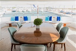 Akira One 0018 upper deck dining