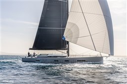 Yachts_Y7_Horizon_exterior1