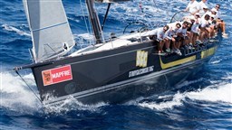 nautorswan-60-902-petite-flamme-sold-lmarinegroup (2)