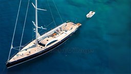 aristarchos-swan-130-lmarinegroup (2)