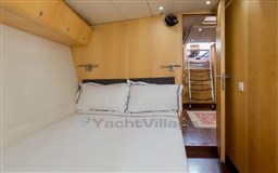 Swan-78-Valkyrie_Page_15_Image_0003