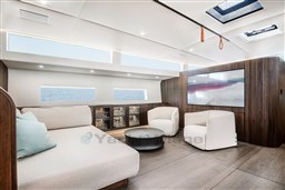 Yachts_Y9_Bella_interior_01