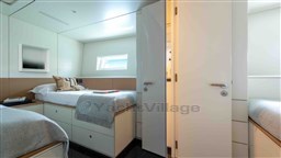 Wally-100-RunningonFaith-lmarinegroup-charter (17)
