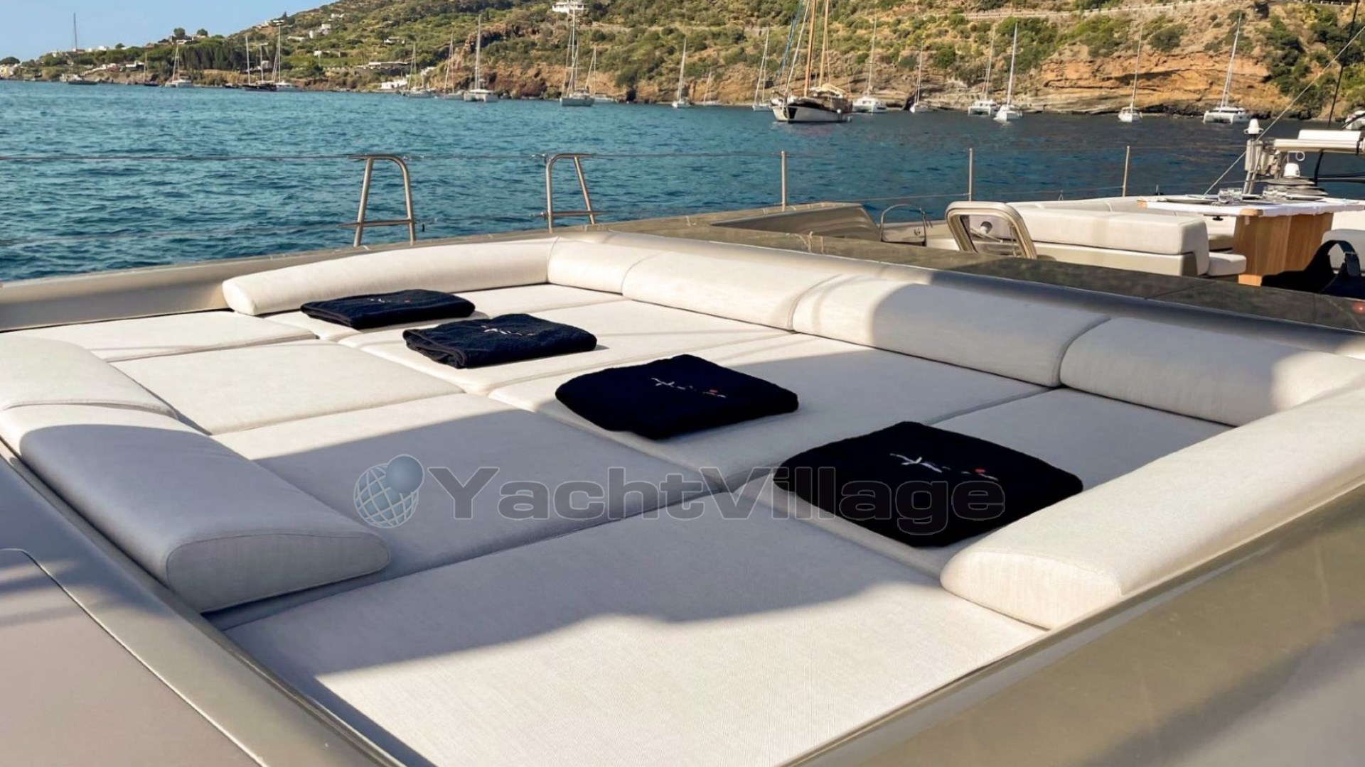 Wally-100-RunningonFaith-lmarinegroup-charter (8)