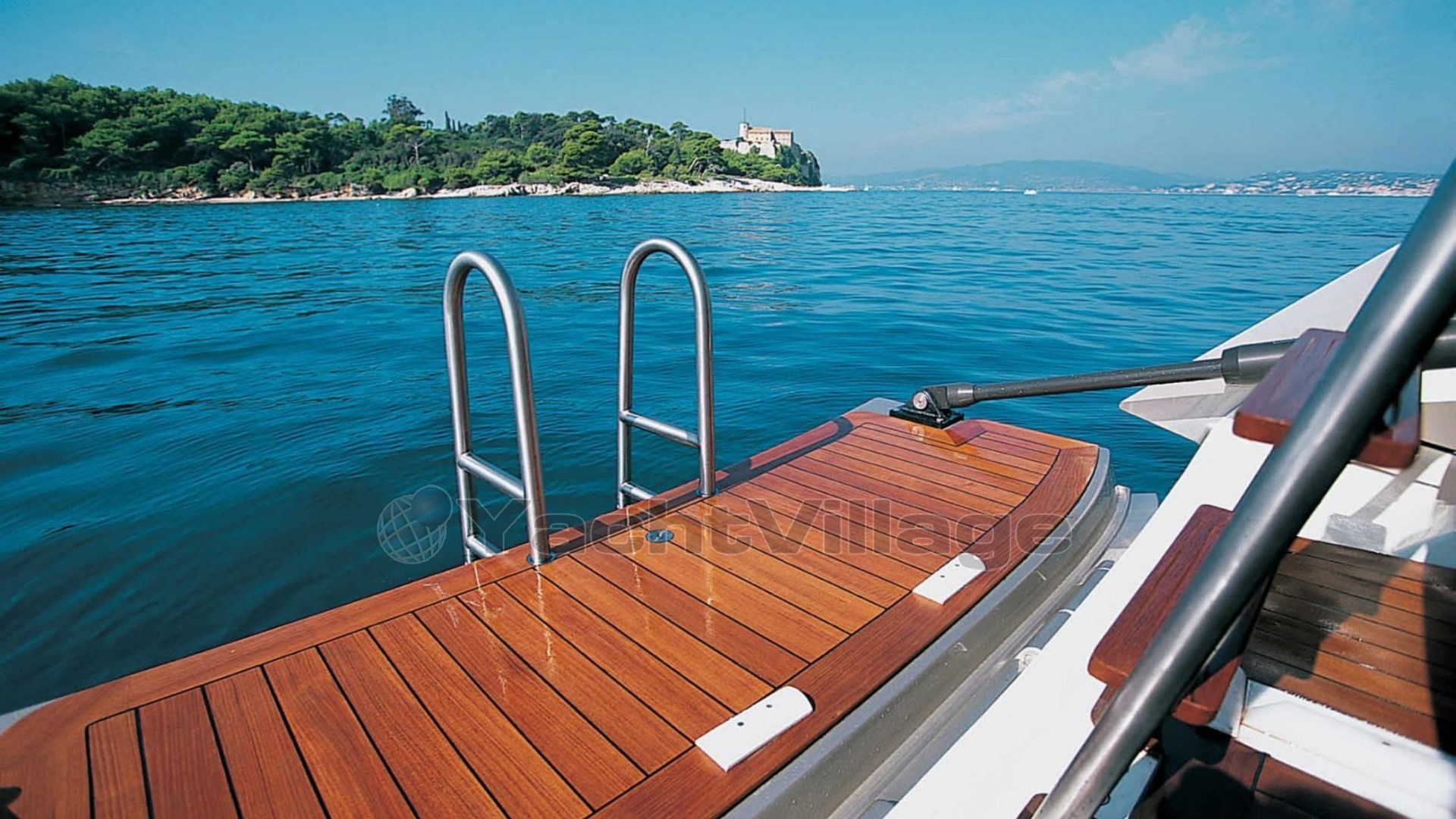 Wally-100-RunningonFaith-lmarinegroup-charter (11)
