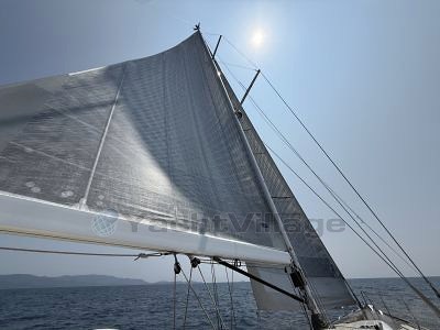 PENTHESILEA_23_Sails_Underway