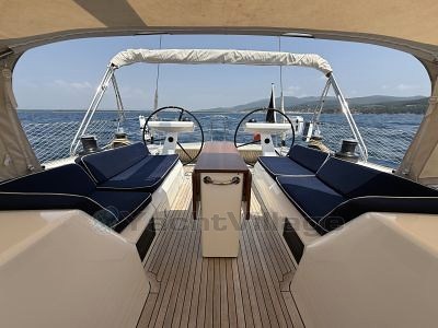 PENTHESILEA_18_Cockpit_From_Aft