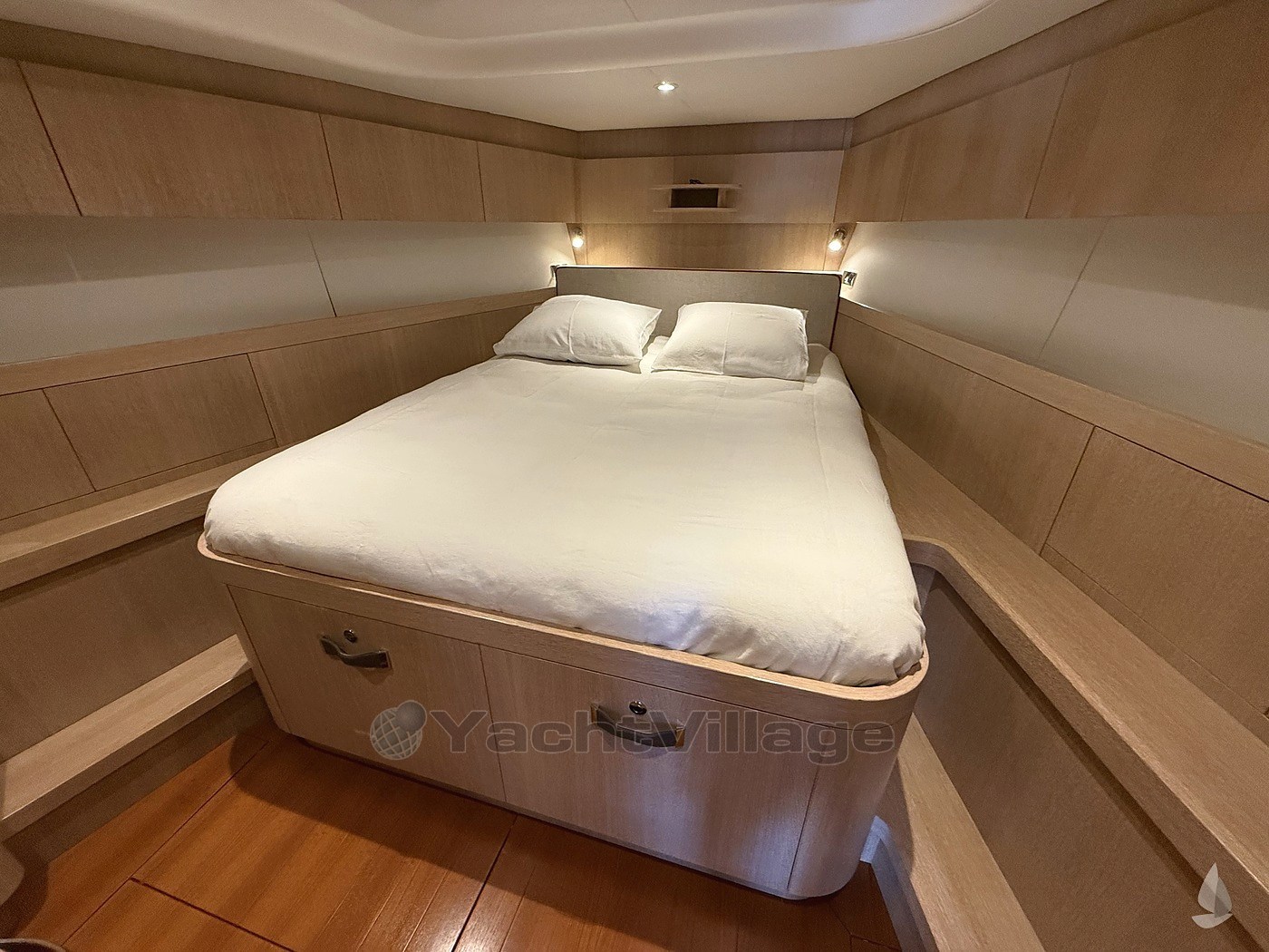 PENTHESILEA_11_Owners_Cabin_Main