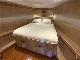 PENTHESILEA_11_Owners_Cabin_Main