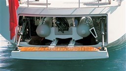 Wally-100-RunningonFaith-lmarinegroup-charter (12)