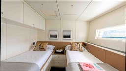 Wally-100-RunningonFaith-lmarinegroup-charter (19)