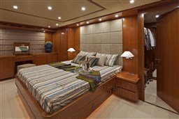 master cabin