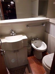 bagno cabina letti singoli blu.jpg