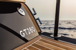 InvictusYacht_GT280_34.jpg