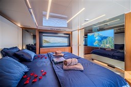 No Stress 888 - Internet Size - 0174.jpg