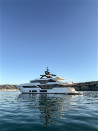 Custom Line Navetta 38 6